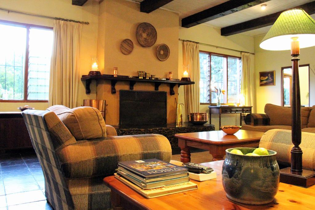 Laughing Waters Guest House Hazyview Buitenkant foto