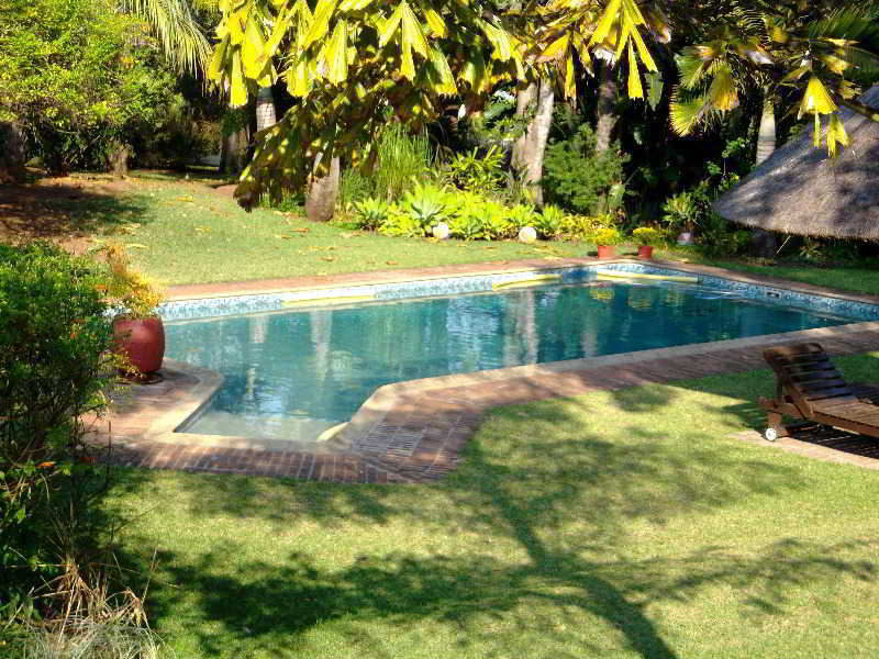 Laughing Waters Guest House Hazyview Buitenkant foto
