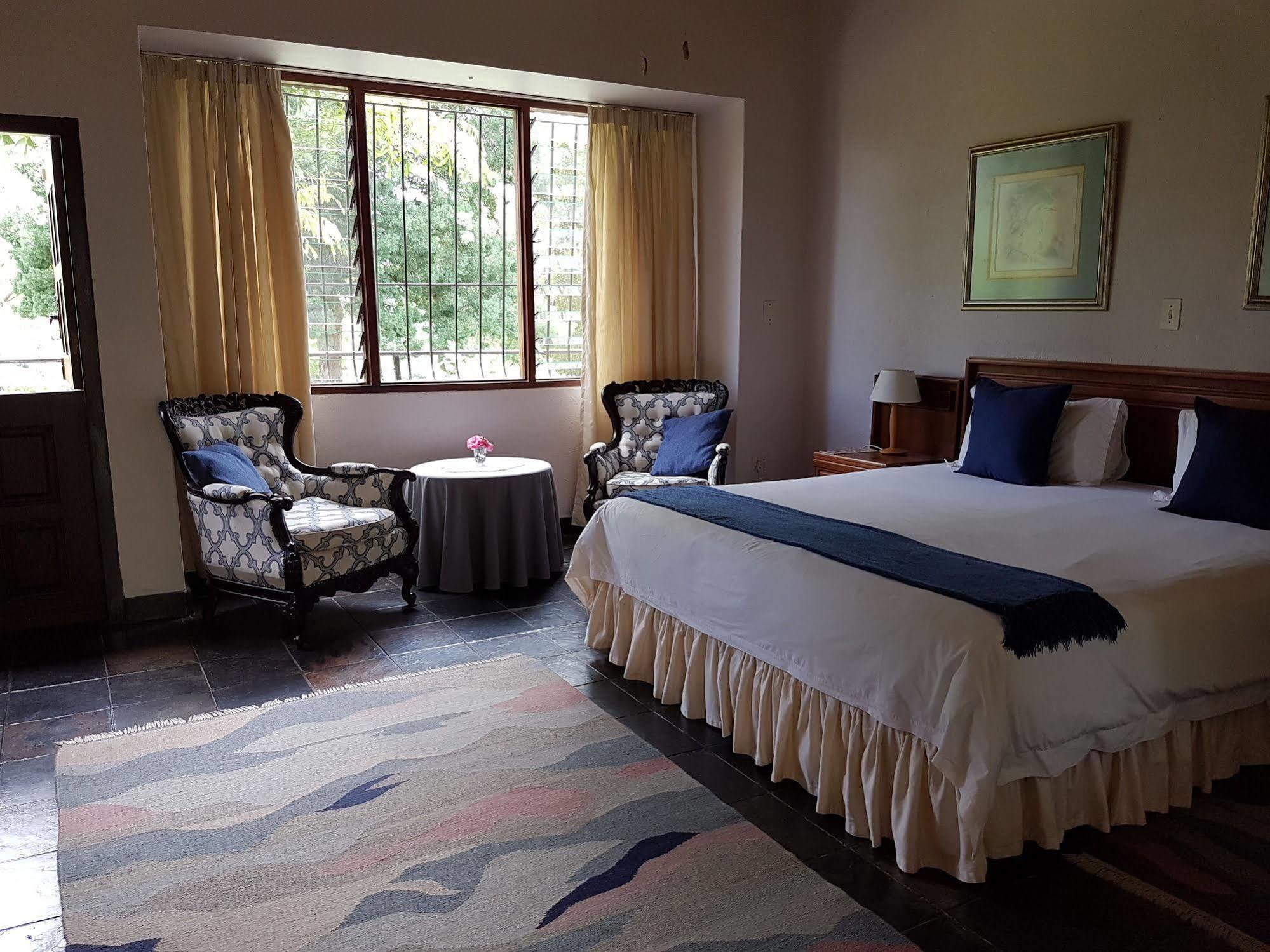 Laughing Waters Guest House Hazyview Buitenkant foto